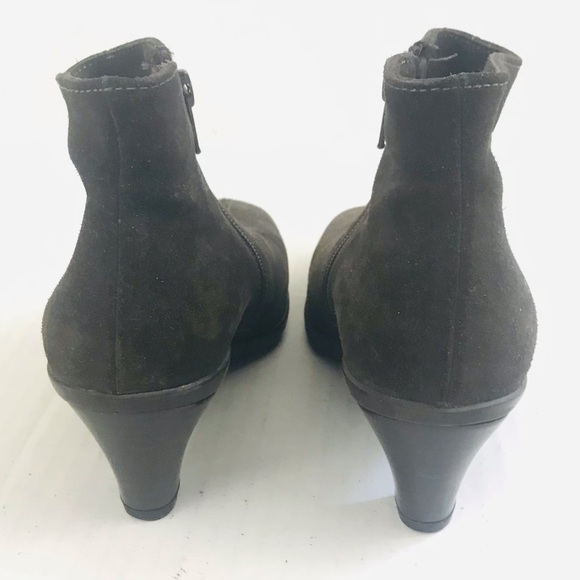 La Canadienne Waterproof Brown Suede Ankle Booties - Size 6 - Picture 6 of 8